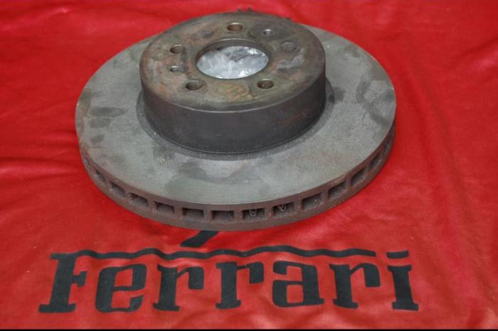 Copyright@Ferrariteile